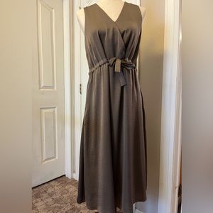 Ellen Tracy NWOT dress.  Size 8